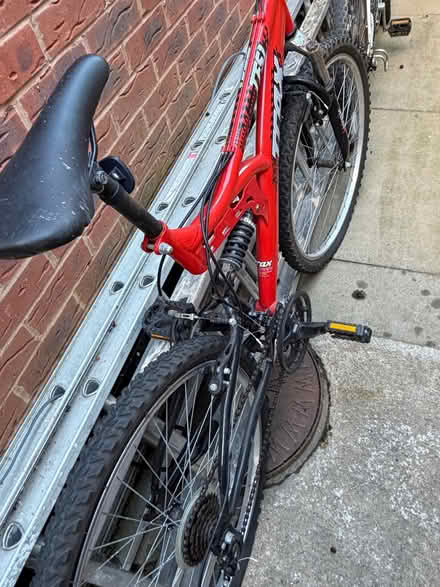 Photo of free Bikes for parts or spares (Abbeymead GL4) #2