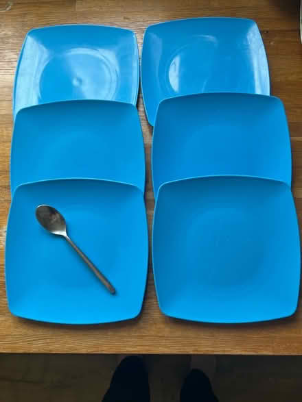 Photo of free Blue plastic plates x 6 (Jersey Farm AL4) #1