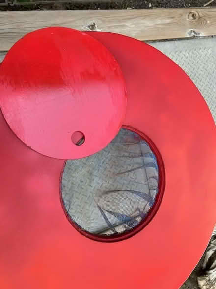 Photo of free 23” kids red round wood table (L5L 5P5) #2