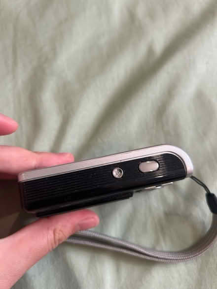 Photo of free Black digital camera (SW15) #3