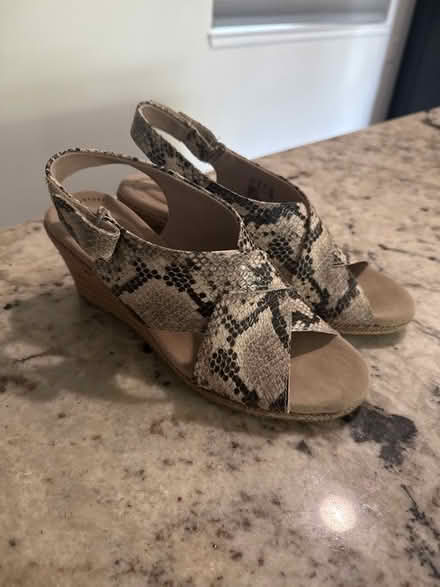 Photo of free Clark’s women’s summer sandals 6.5 (Blaney and Bollinger) #2