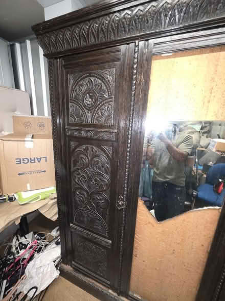 Photo of free wardrobe (Beckton E6) #2