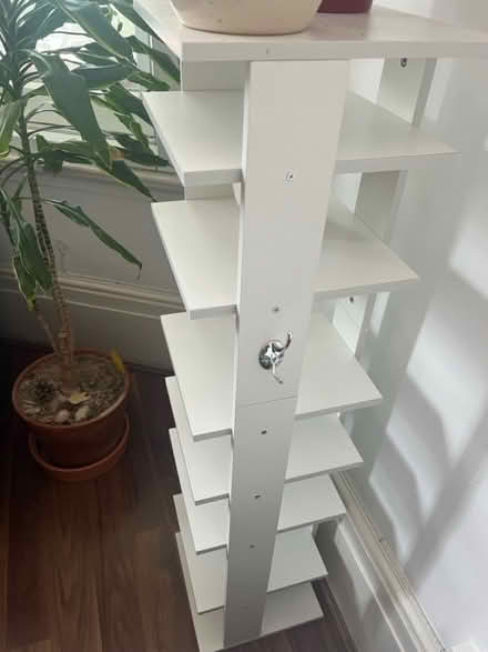 Photo of free Corner Stand (WC1X) #2