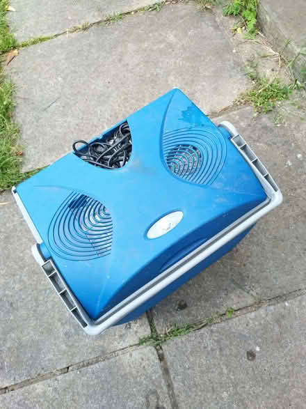 Photo of free Cool box, electrics not working (Allerton L15) #2