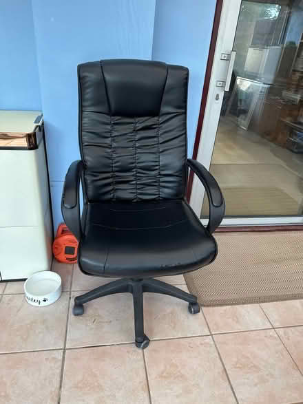 Photo of free Office chair (Bedfont TW14) #1