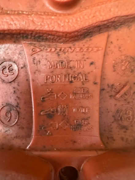 Photo of free Size 9 / 43 Wellingtons (MK14 Great Linford) #2