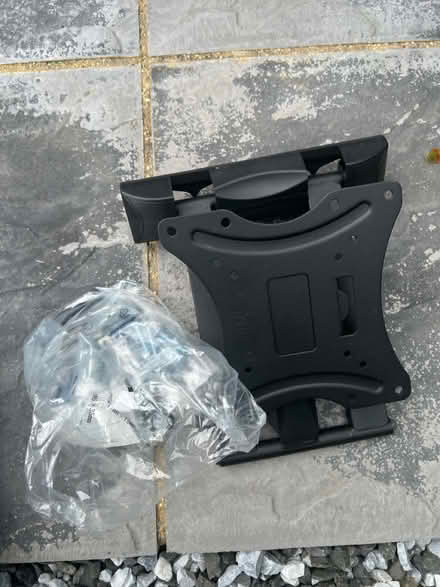 Photo of free Tv wall bracket (NG5 Nottingham) #1