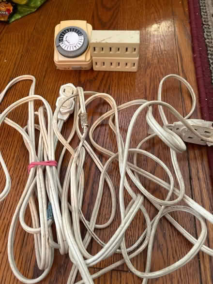 Photo of free Electric items (Croton-on-Hudson) #1