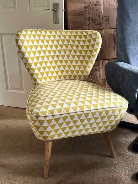 Photo of free Chair (Cosby LE9) #1