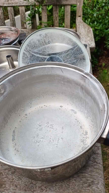 Photo of free Pans but need descaling (The Nurserylands TW12) #2