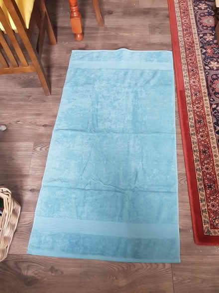 Photo of free John Lewis Large Bath Towels X2 (BA1) #2