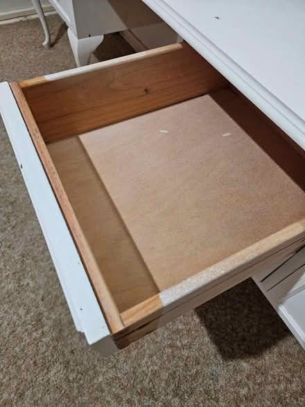 Photo of free Queen Anne style Dressing Table (Gilles Plains) #4