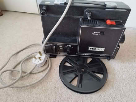 Photo of free Dual 8 movie projector (Naunton WR8) #1