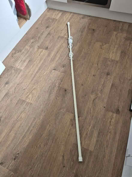 Photo of free Shower Rail (Beaumont LA1) #1