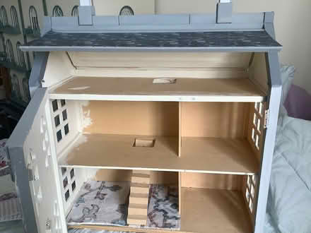 Photo of free Chad valley dolls house (Honiton ex14 1dw) #1