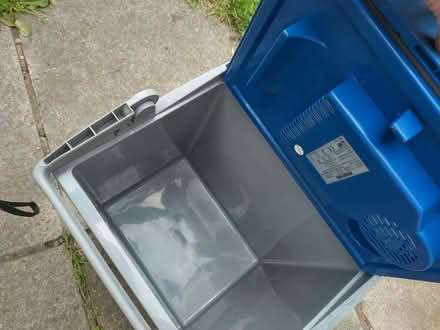 Photo of free Cool box, electrics not working (Allerton L15) #1