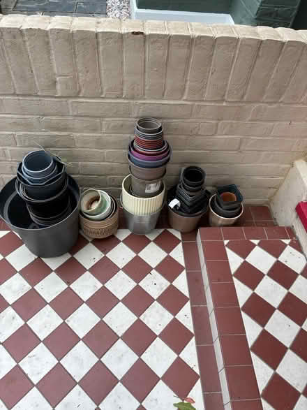 Photo of free Assorted pots (ceramic and plastic) (E17) #1
