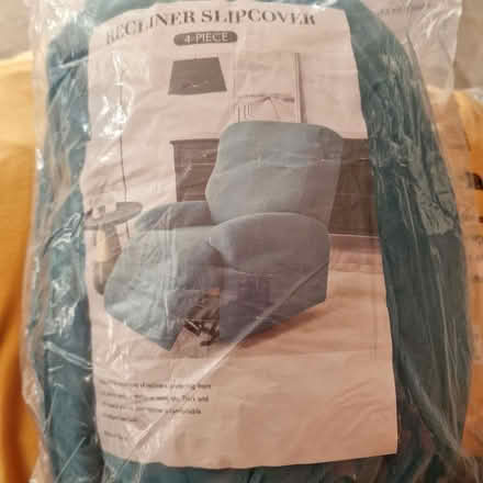 Photo of free Blue & a yellow recliner slipcover (Broadbridge Heath, RH12) #2