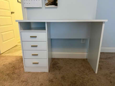 Photo of free Daybed and desk (Northeast Cumming) #3