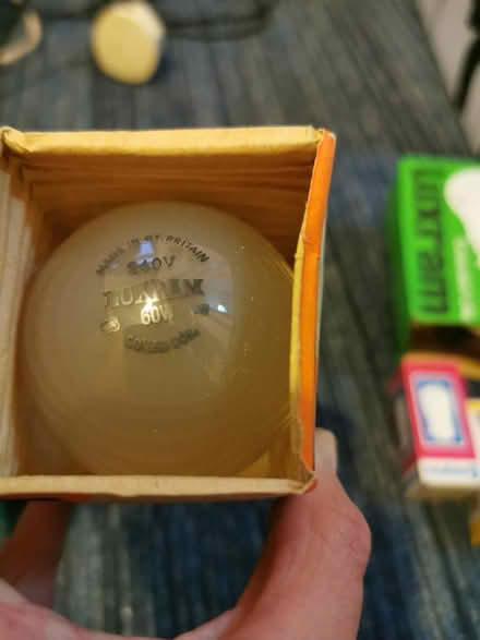 Photo of free Light bulbs #2 (Mitcham Eastfields CR4) #2