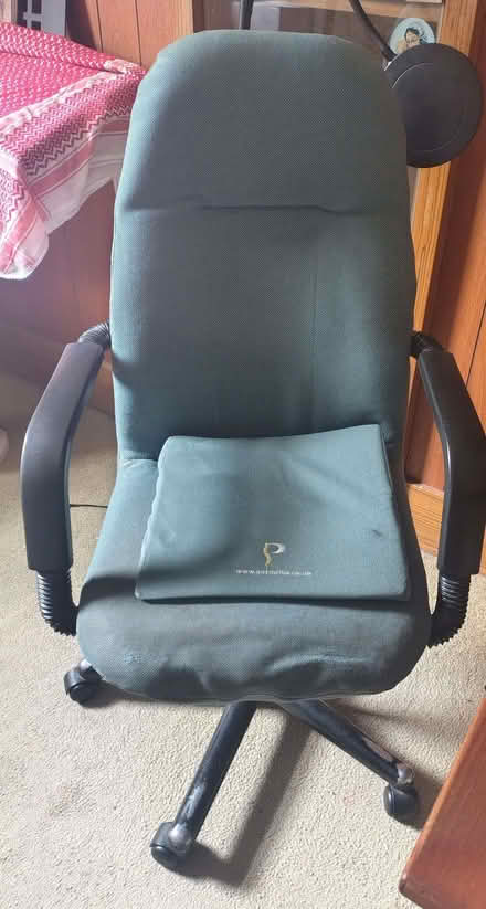 Photo of free items - 2.mins from Caledonian road tube n7 (Hungerford Rd N7) #4