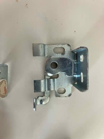 Photo of free Roller/Venetian blind wall fixings (Lower Morden SM4) #3