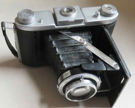 Photo of free Vintage Epsilon Folding Camera (Arsenal Finsbury Park N4) #1