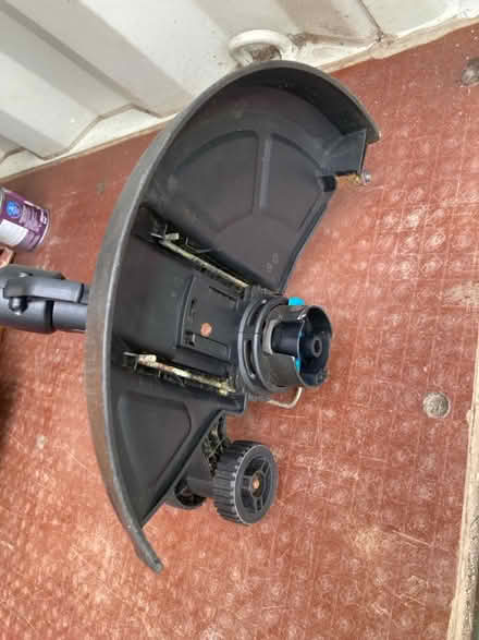 Photo of free 18v Macallister Strimmer (Swindon SN2 barnfield road) #4