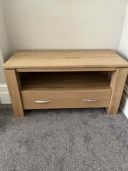 Photo of free TV stand (Hale End IG8) #1
