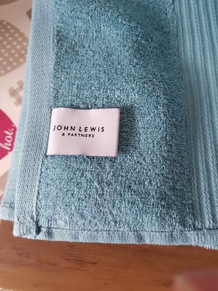 Photo of free John Lewis Large Bath Towels X2 (BA1) #3
