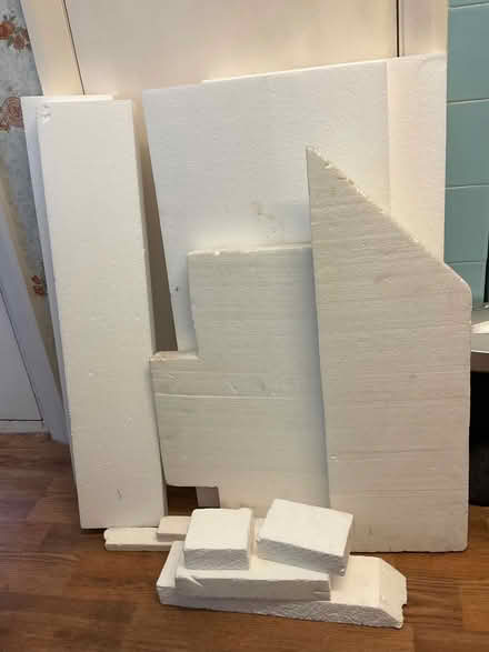 Photo of free Off-cuts of polystyrene-Leagrave (Lewsey Farm LU4) #1