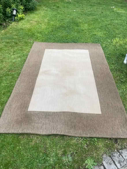 Photo of free Large hard-wearing rug 2m x 1.5m (Emmer Green RG4) #1