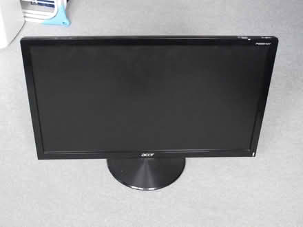 Photo of free Flat screen monitor for PC (St Albans AL1, Fleetville) #1