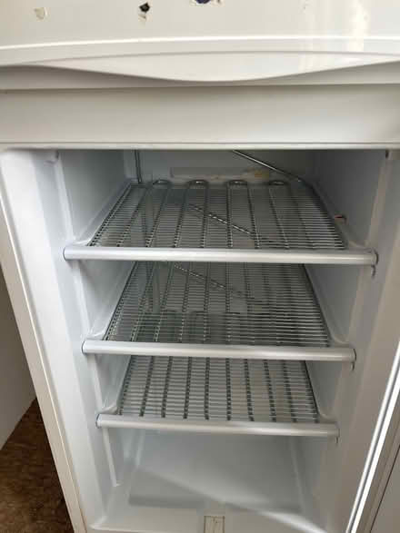 Photo of free Hot point fridge freezer-working (Torre) #4