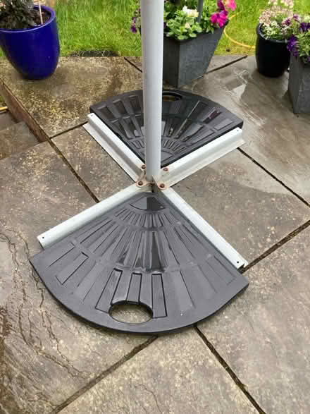 Photo of free Overhang Parasol (w/o canopy) (St Albans AL3) #2