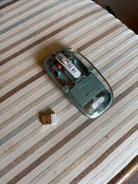 Photo of free Wireless Mouse (Abbeygate CO2) #1