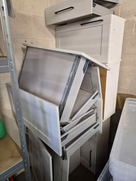 Photo of free Kitchen cupboards and drawers (Stoke Hammond MK17) #2