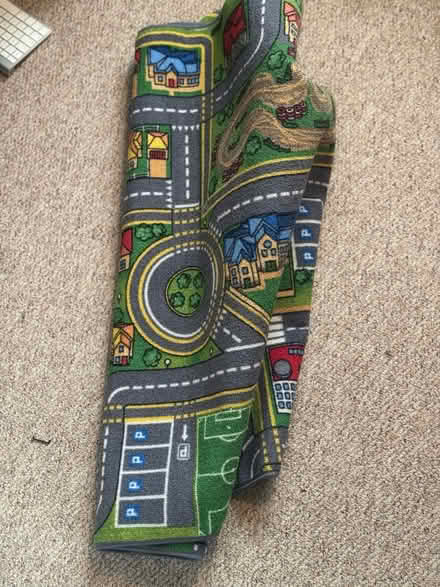 Photo of free Box of cars and mats (ME5) #1