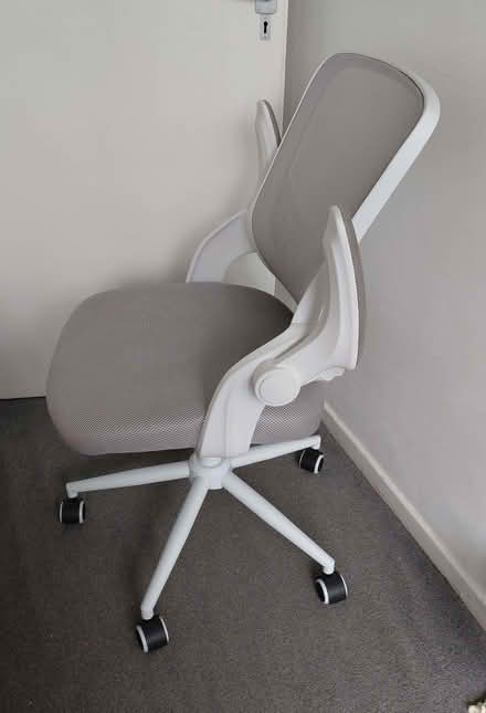 Photo of free Desk chair (Putney SW15) #1