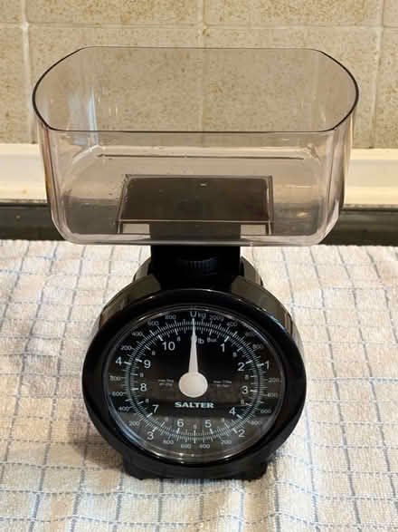 Photo of free Kitchen Scales (Stanford-le-Hope SS17) #2