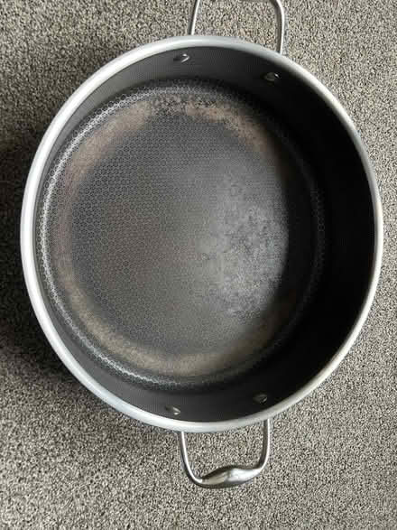 Photo of free Large Hexclad Pan (KT16) #1