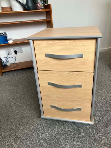 Photo of free Set of Drawers (Offerton SK2) #1