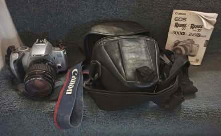 Photo of free Assorted pre-digital camera equipment (Kings Heath B14) #2