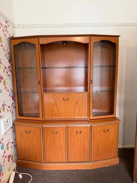 Photo of free Beautiful Display Cabinet (Crookes S10) #1