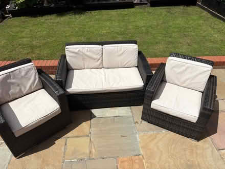 Photo of free Patio set (Gaydon CV35) #1