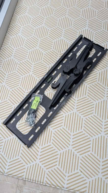 Photo of free Vonhaus TV wall bracket (ME13 7FB) #1