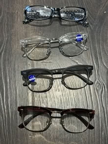Photo of free Reading glasses #1