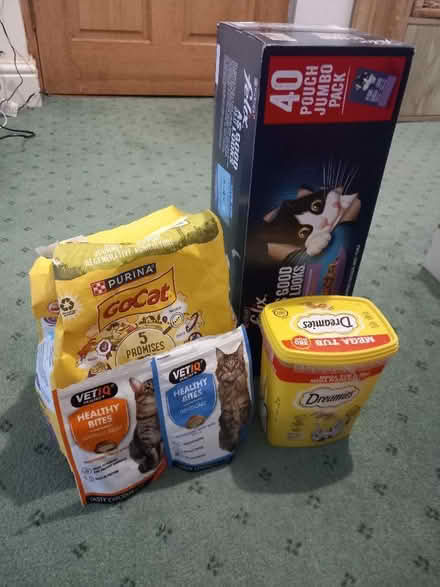 Photo of free cat food (Penrith CA11) #1