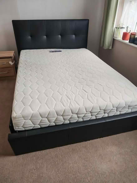 Photo of free Double bed with drawers (GU21) #2