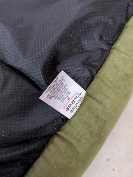 Photo of free Pet bed Medium sz (cat/ small dog) (Ebbw Vale, NP23) #3